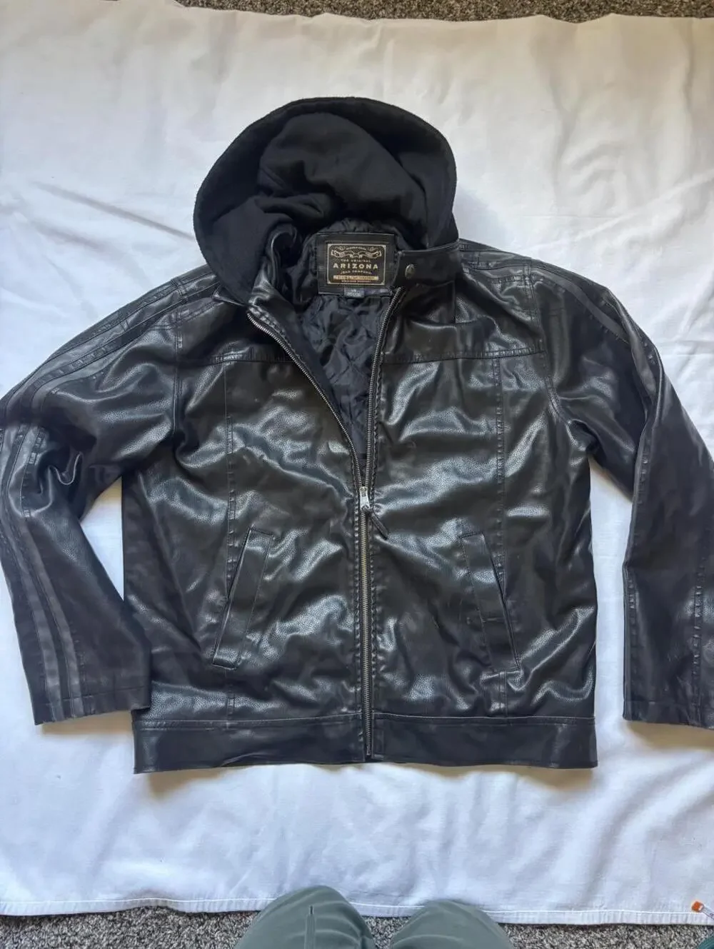 Vintage Arizona heavyweight Black leather jacket with hood, size Large